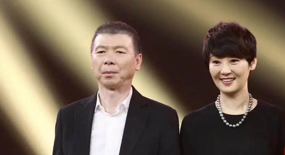 真没想到，这10对明星夫妇是丁克，有人养猫，有人把狗当亲人