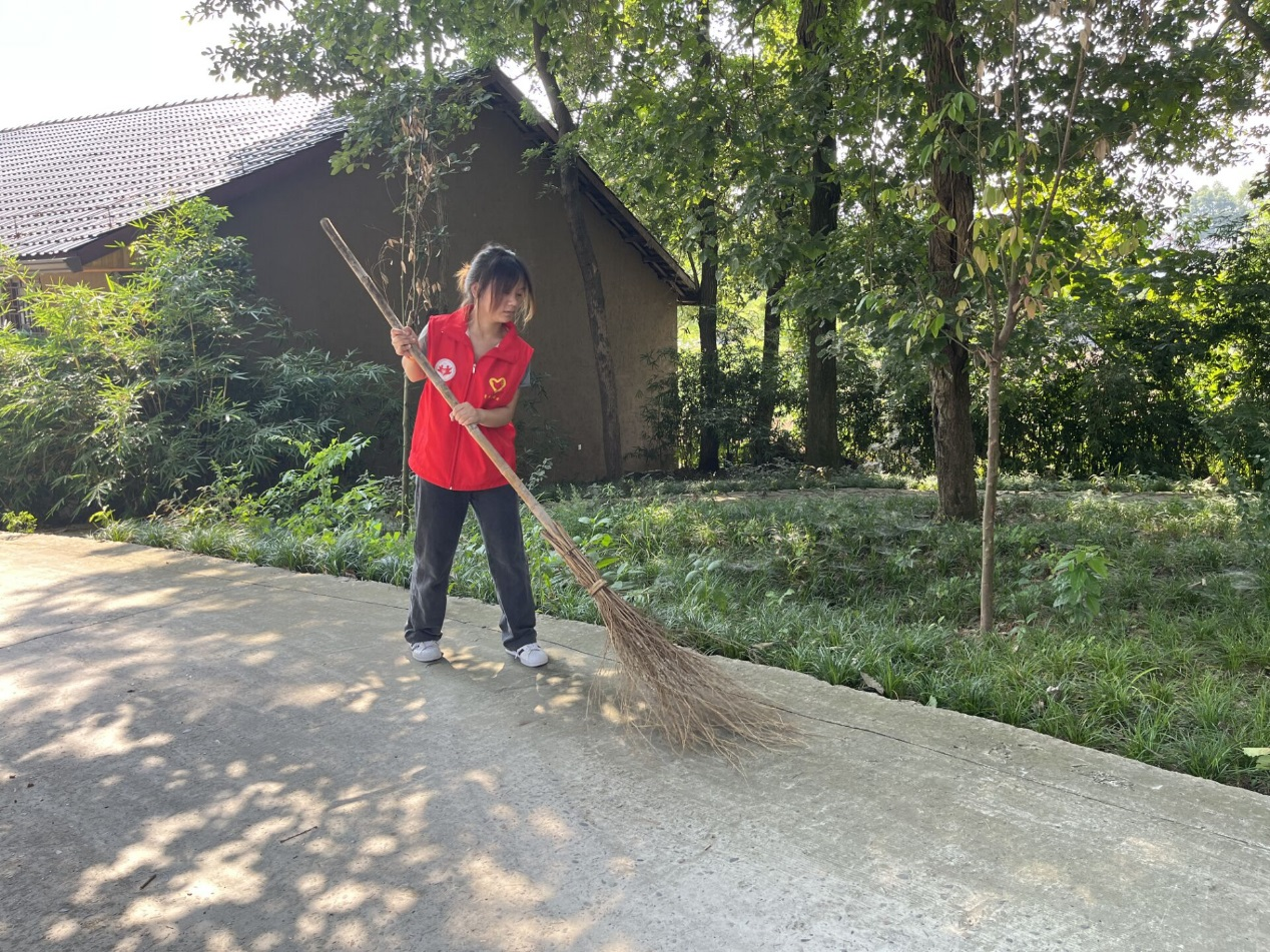 重庆移通学院开展党史学习教育团特别活动