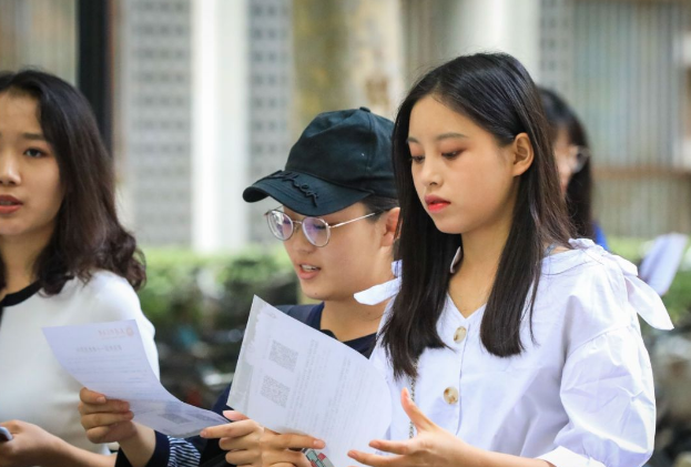 大学“费脑细胞”的3个专业，专业课学习难度大，但毕业很吃香