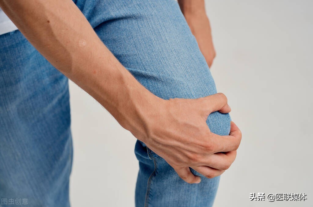 膝盖经常疼痛，或与这3大因素有关，别再忽视了