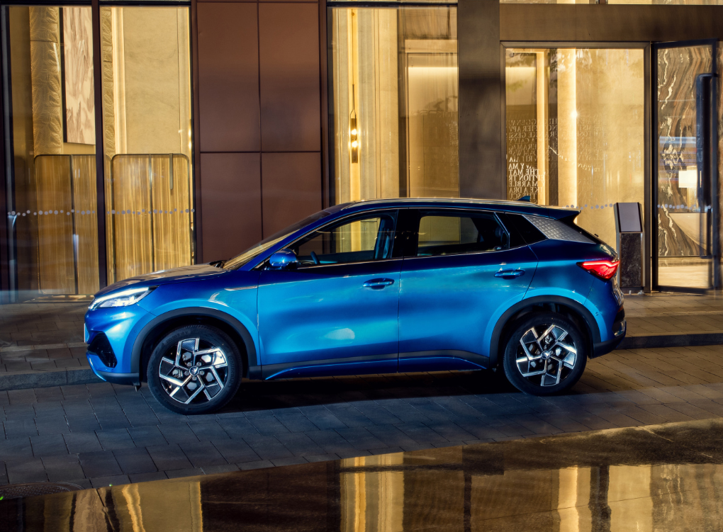 元PLUS月销过万，摩卡DHT-PHEV起飞失败，电动路上几家欢喜几家愁