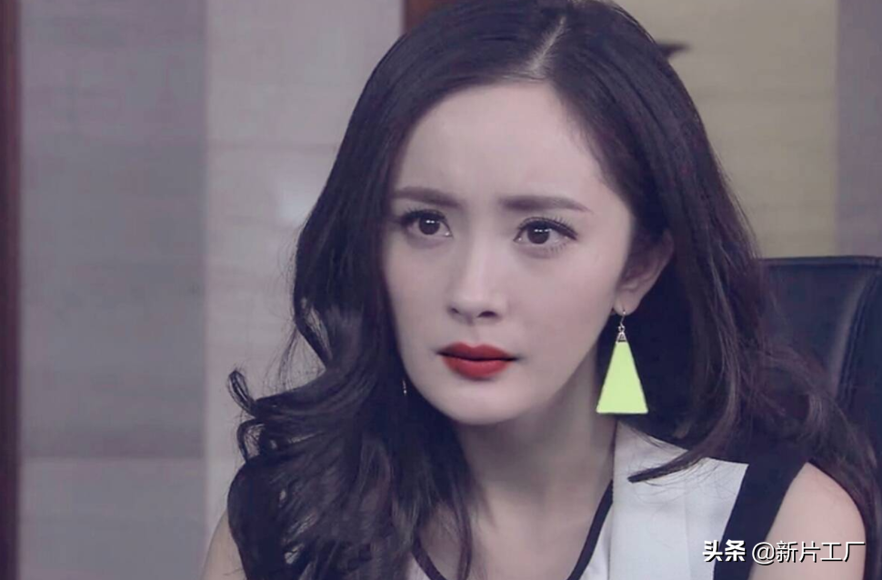 7年前，迪丽热巴演了个“绿茶”，让人记了好久，好难得