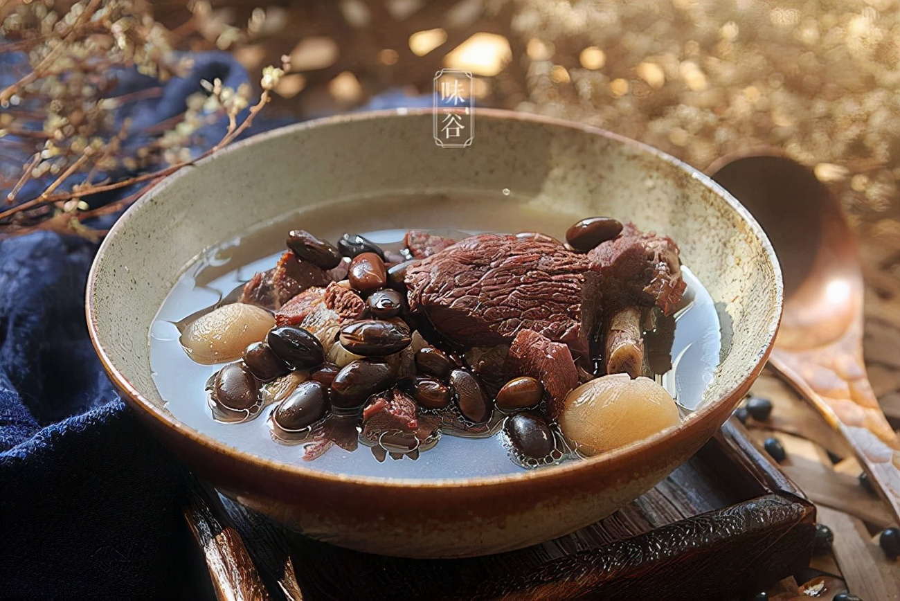 “冬至一碗汤，四季好安康”，这6道汤水要常喝，营养开胃又暖身