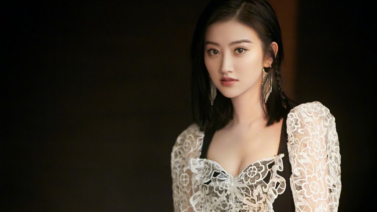 16对中外明星同框,耀眼的“东方美”不输国际咖,举手投足皆风情