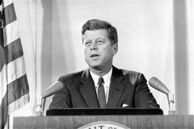 美国总统肯尼迪，被枪杀57年，特朗普也不敢公开他的遇刺档案
