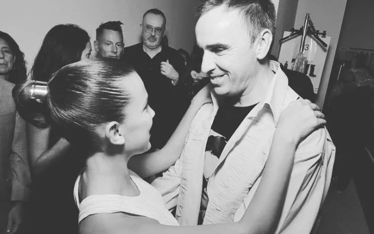 18岁看起来像38岁，满满灵气红遍全球的童星，这就到了颜值的尽头