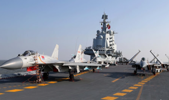 ����ֱ��˸����У������ͼ�15�ع�6��Ľ����ֲ�8��ǰ����ź�