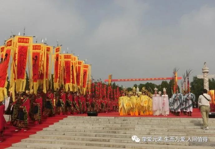 原来爱因斯坦和杨振宁才是最了解老子《道德经》的人