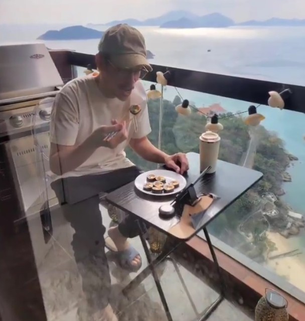 港媒曝胡定欣确诊新冠，陈豪吓得24小时戴口罩，TVB剧组继续停工