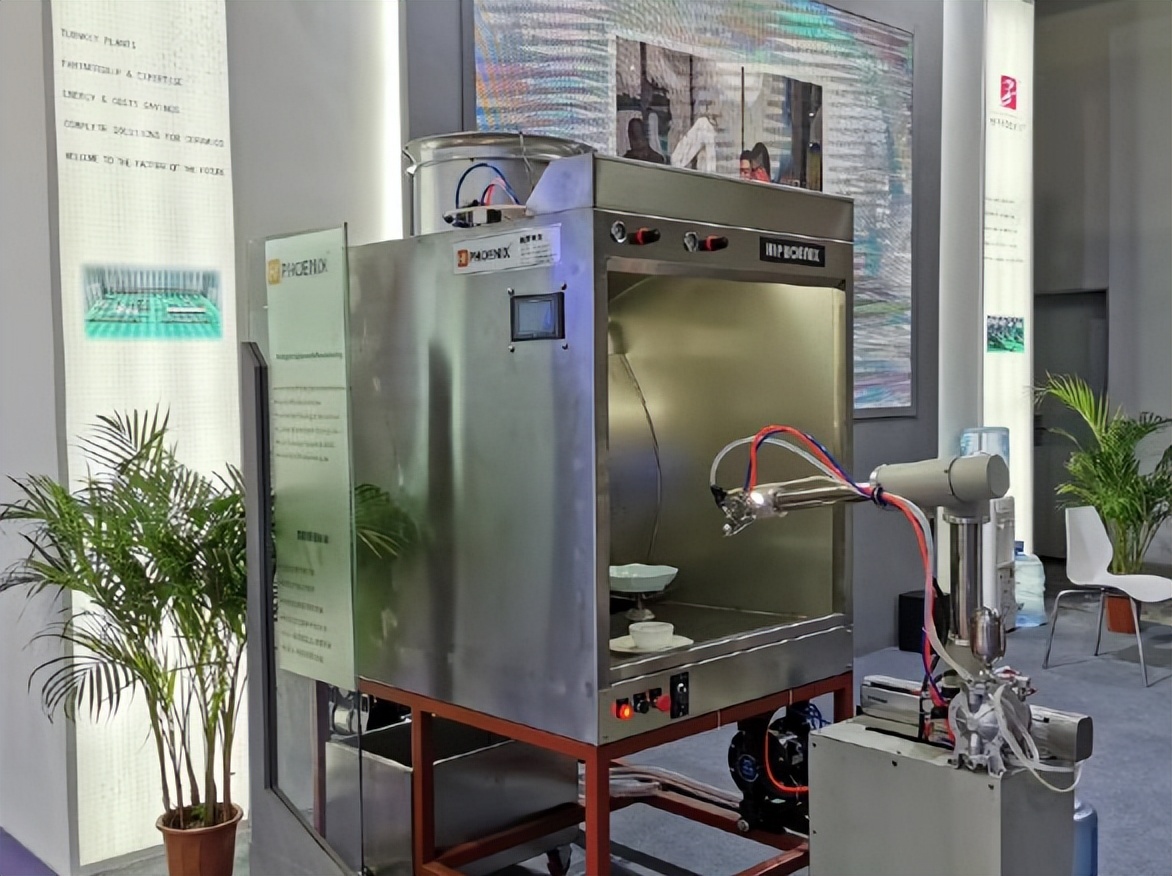 HIPHOENIX斯罗米克丨全过程日用陶瓷工程全球运营商之上釉设备篇