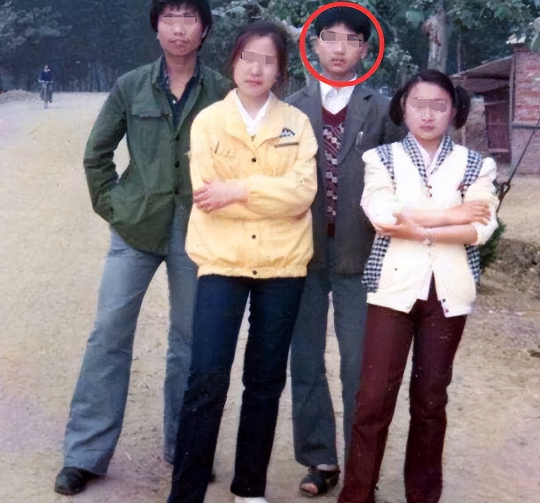 劉強東性侵案細節再曝光，女方改口稱自愿，看奶茶妹妹如何反擊