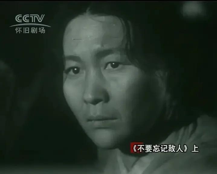 世界电影（0107）朝鲜电影《不要忘记敌人》（1963）剧照欣赏