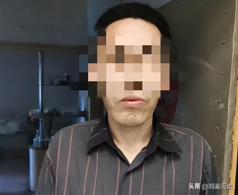 211大学高材生消失22年，被找到时仍蜗居出租屋，靠网络兼职度日