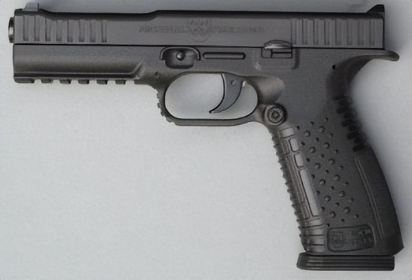 《疾速追杀2》出现的武器比第一部更多，大多数人都认不全