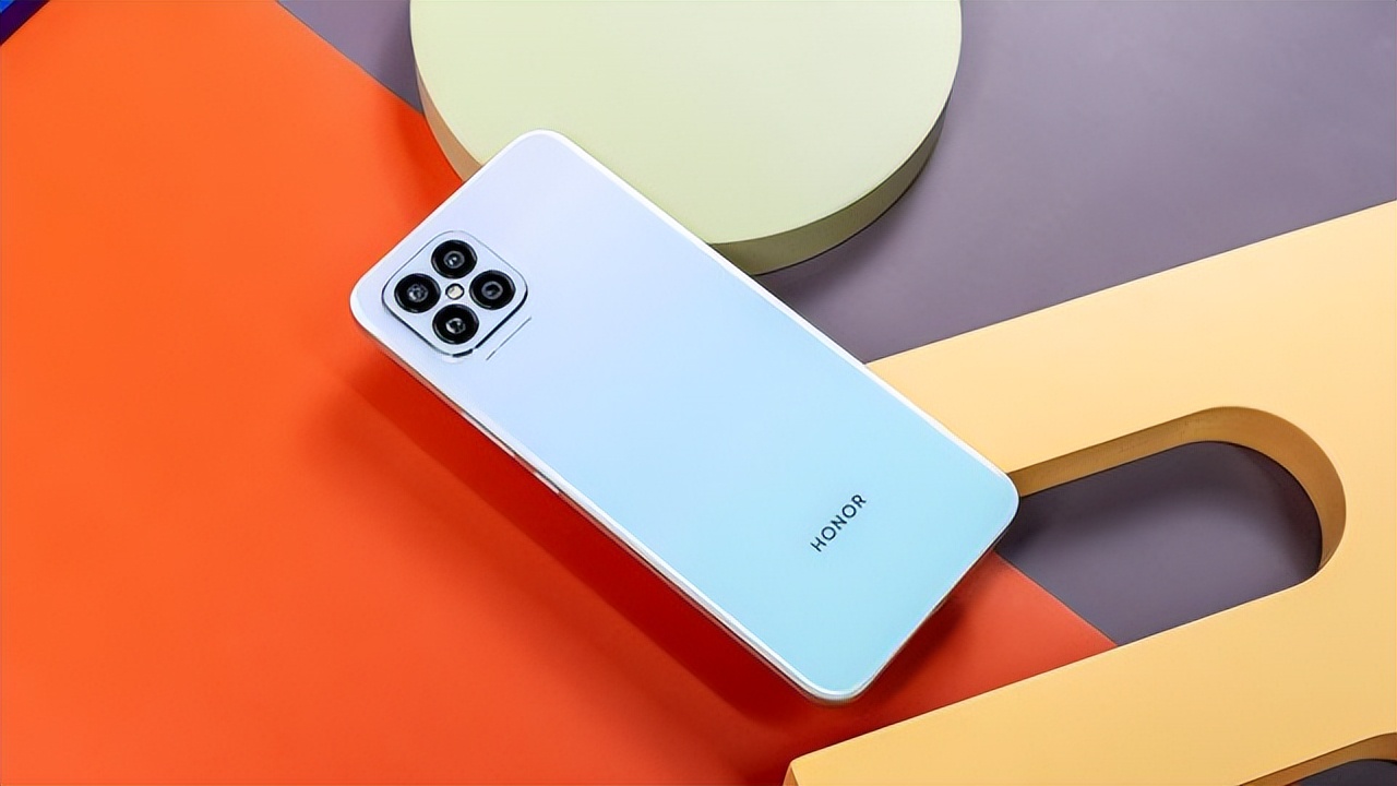 618终极战报：iPhone13夺冠，小米成为大赢家，荣耀表现如何？