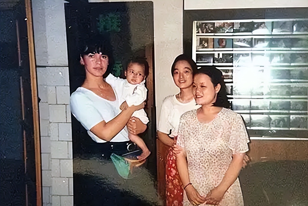 17年欧洲学霸到中国寻亲，多个家庭抢着认亲，究竟是谁家之女？