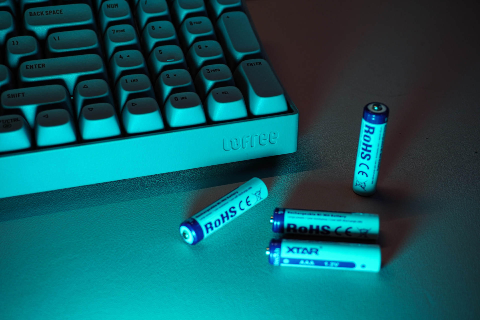 这次全面精彩！Lofree洛斐小翘百键“水泥灰”键盘深度体验
