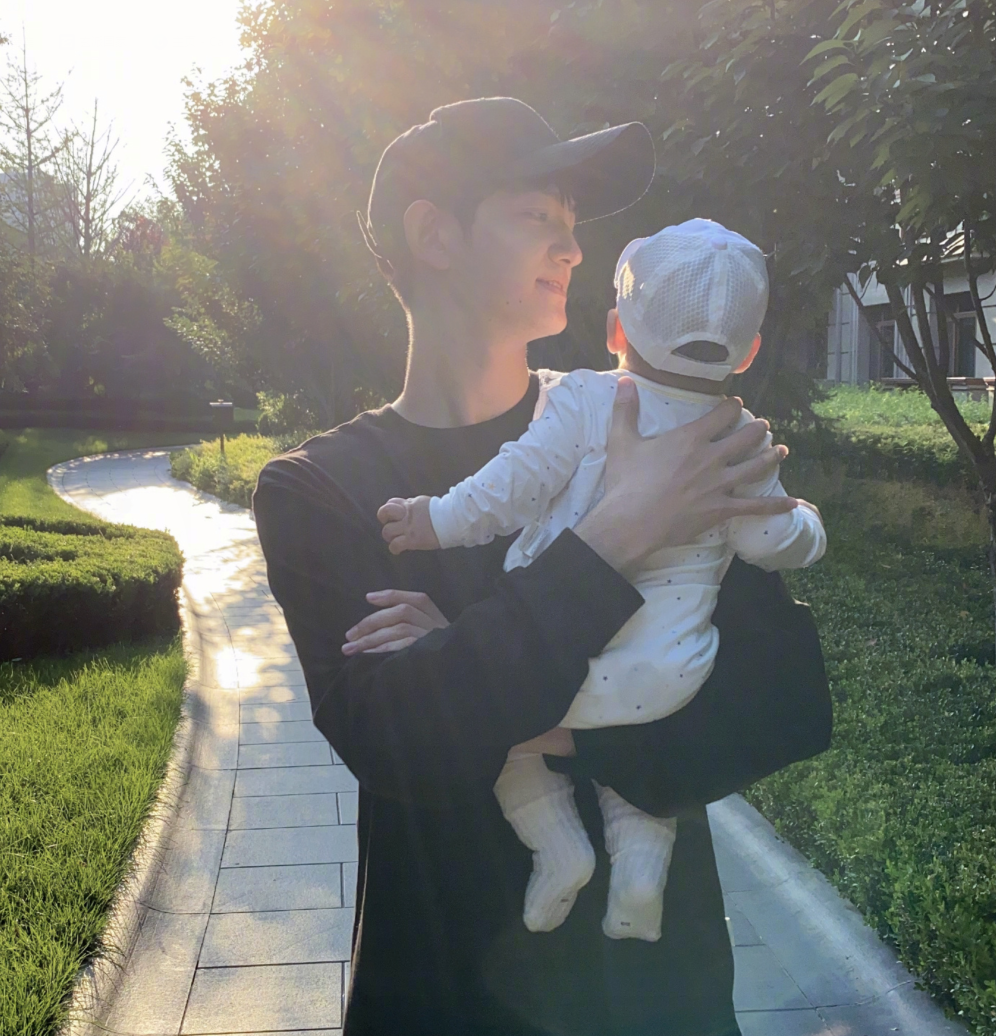 是离婚元年也是结婚元年！2021年12对明星离婚，但也有12对结婚了