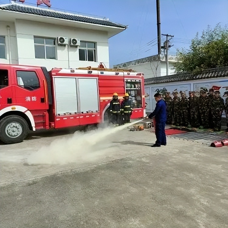 侯<a href=http://www.cngansu.cn/news/ target=_blank class=infotextkey></a>ܶӣδȼΡǽ