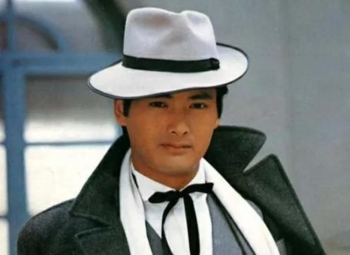 还记得当年火爆的上海滩吗？许文强冯程程迷倒多少少男少女的心？