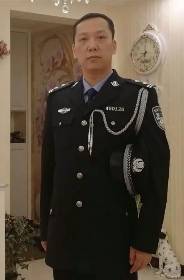 2019年1月1日,军改令下:武警边防部队整体转制转改为人民警察.