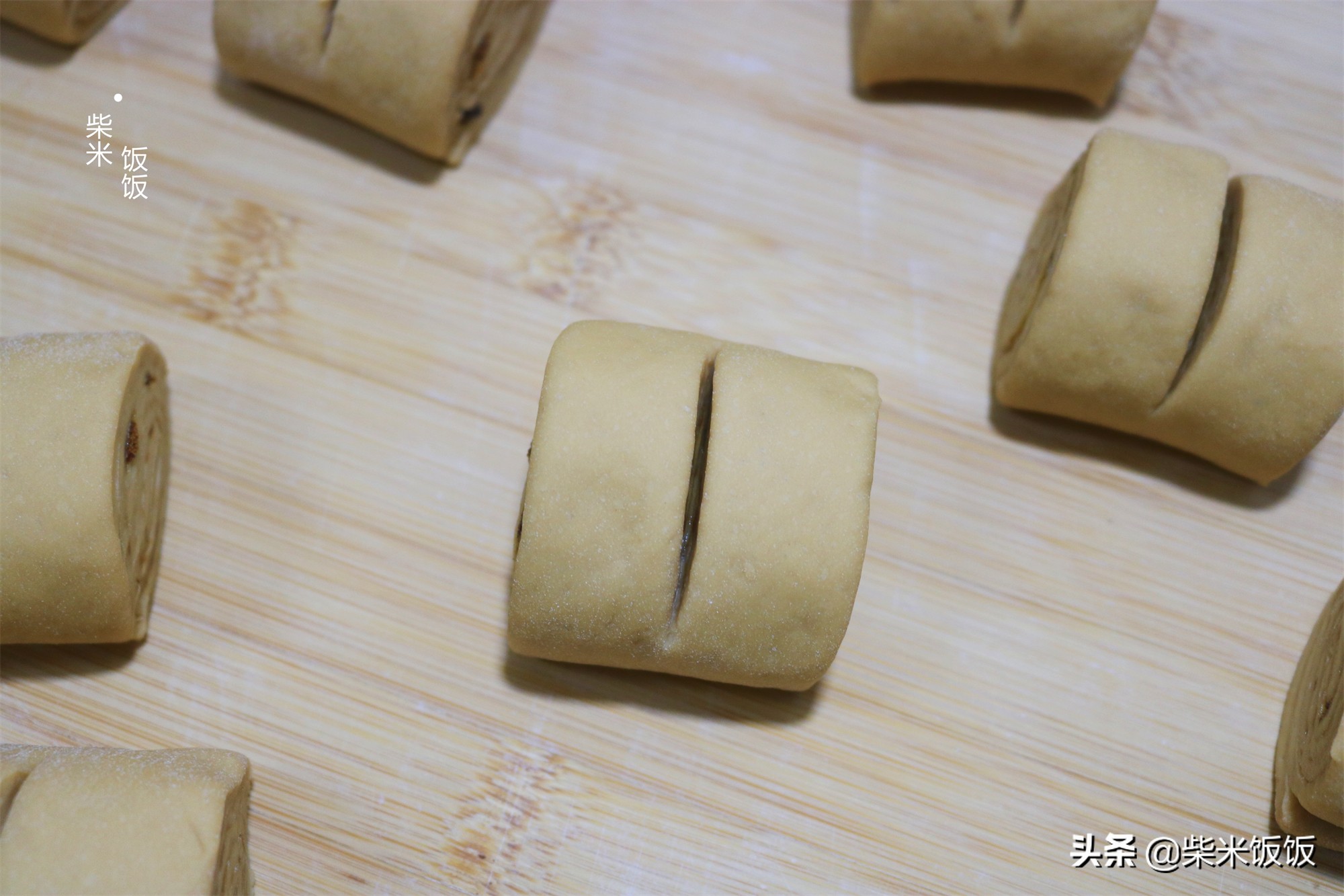 馒头这样蒸，可以一层层撕着吃，柔软筋道，一层更比一层香