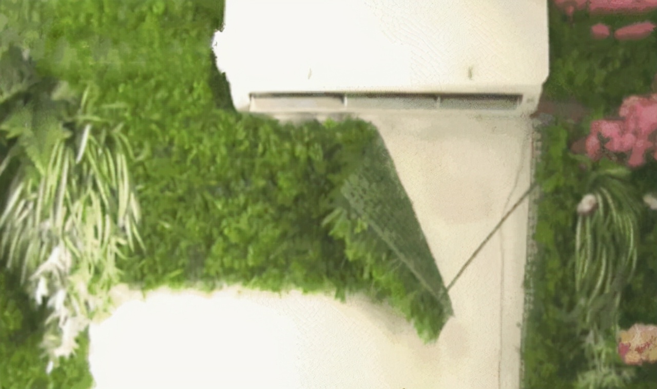 针孔摄像头有多隐蔽？男子和女友住宿被偷拍，4万人观看