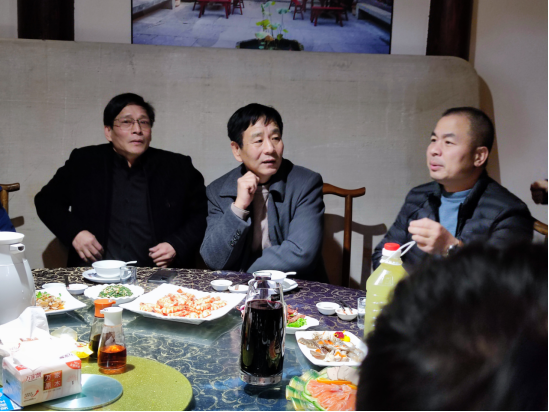 逆风飞扬，共赢未来