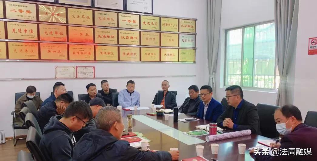 澧县：市科技特派员助力葡萄产业提质增效