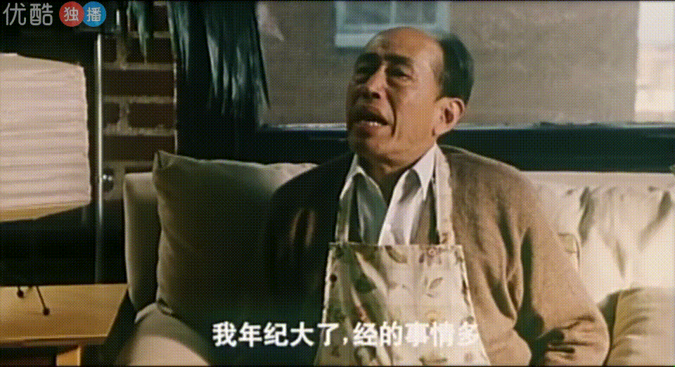 闹婚算什么，郑晓龙还拍过一场刮痧打碎一个家庭丨嗑老片