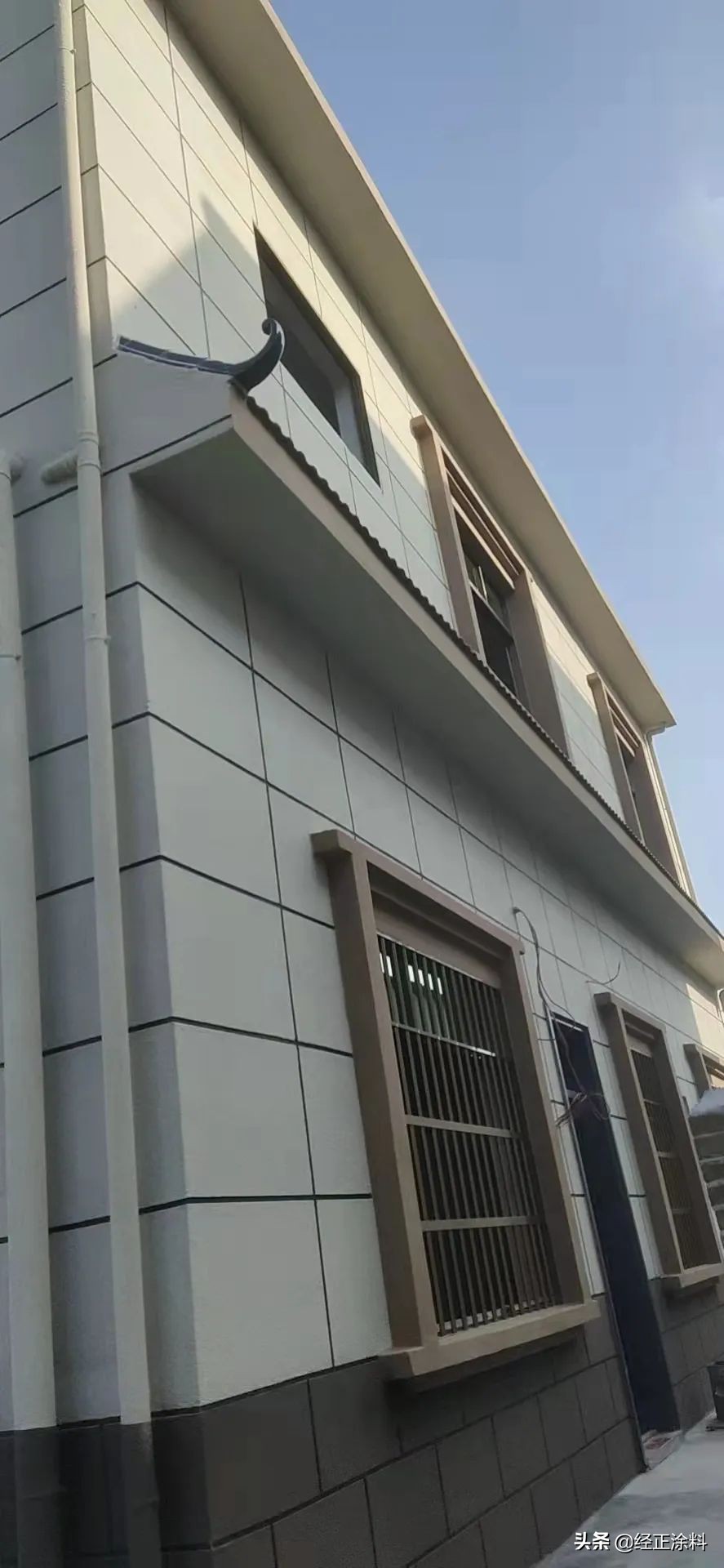 除了贴瓷砖，还可以这样装饰房子的外墙