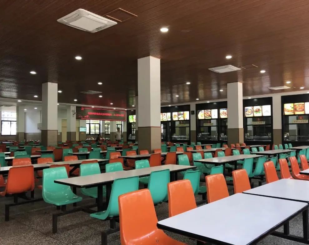 撇开大小三甲，郑州这两所最牛高中，到底谁的含金量最高？