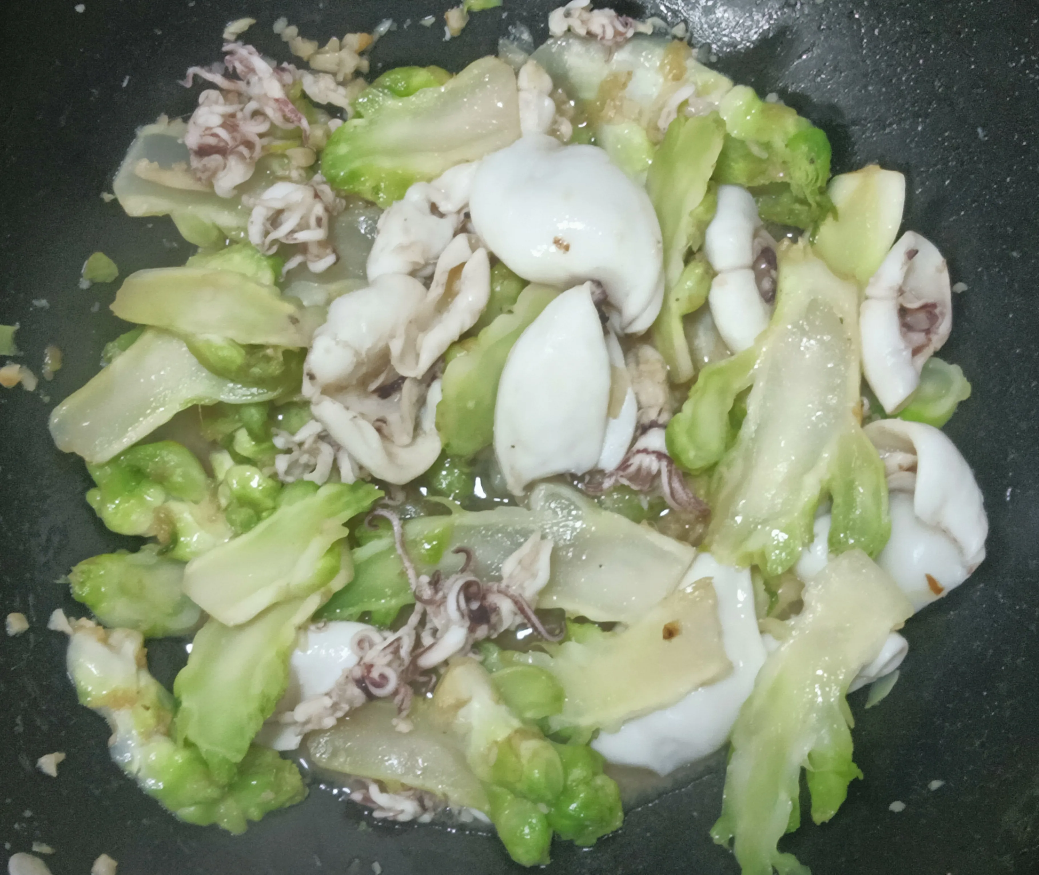 儿菜炒鲜鱿仔，一道肉不腻菜清脆的山海经美味