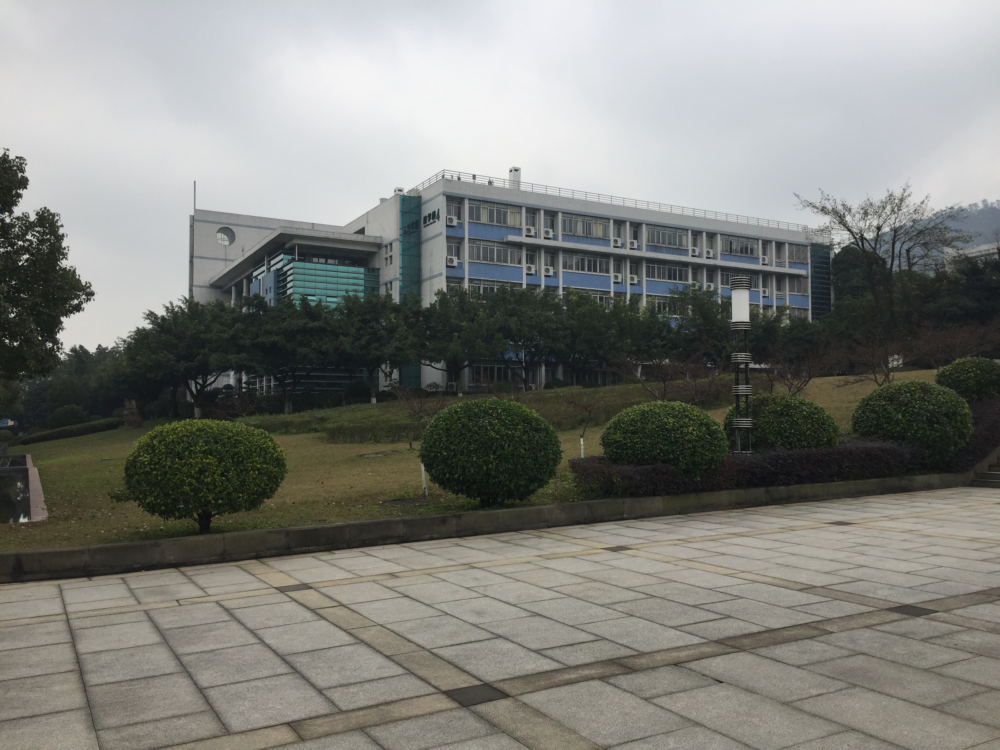 重庆邮电大学：2021年6494名毕业生，留渝就业仅有四成多