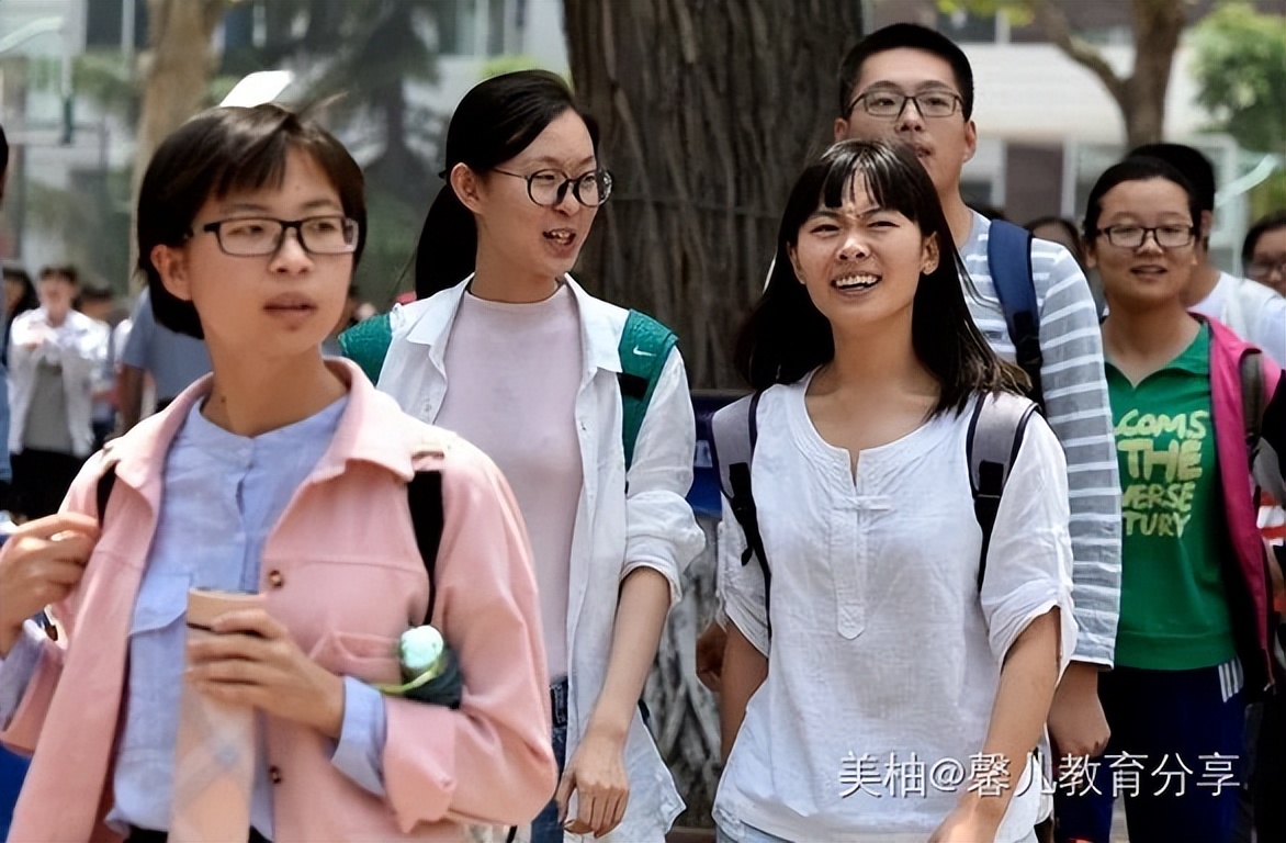 考生刚考上北大，录取通知书还没捂热，就被告知“取消”入学资格