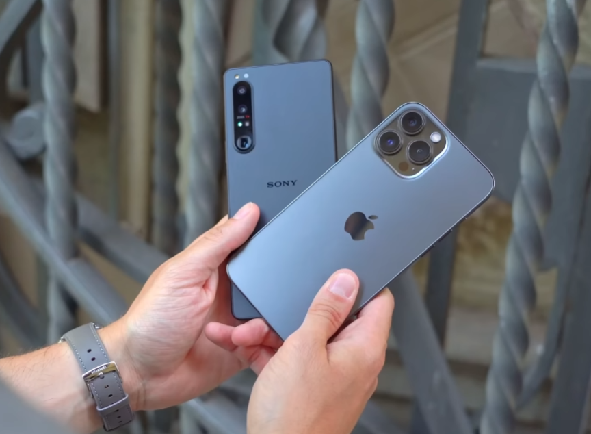 索尼Xperia1IV拍照对比苹果13ProMax，高端机皇的较量，难分伯仲