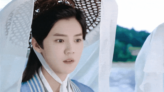 有种惊艳是男星“斗笠装”，肖战最霸气，鹿晗最可爱