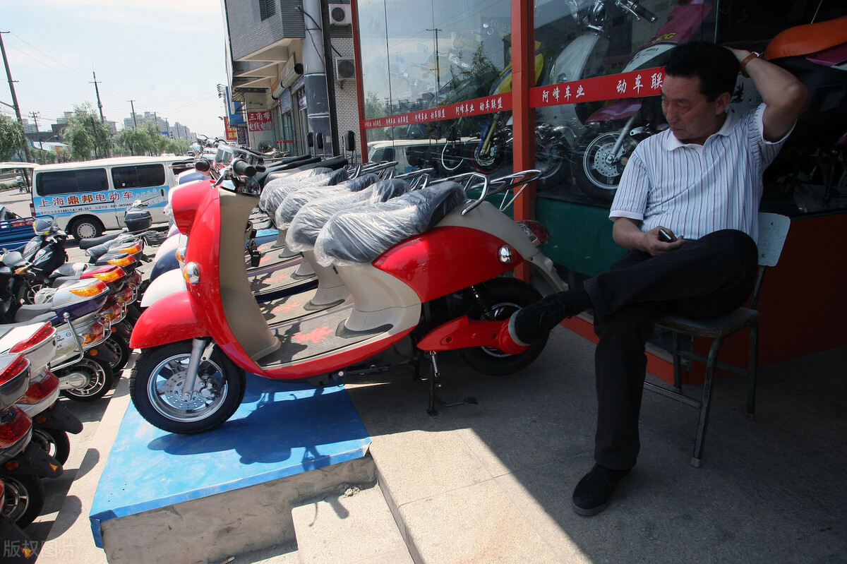 可上牌不要驾照！这款电动车，续航100km，3000元起