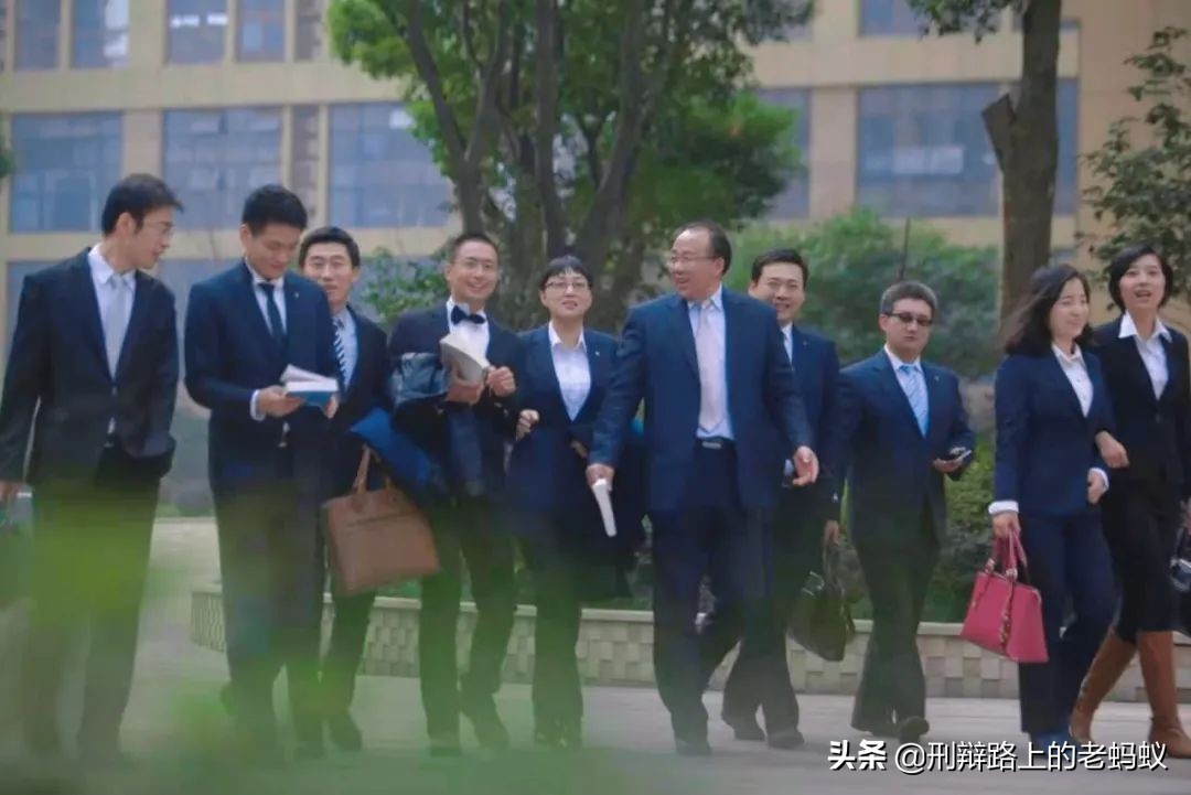 「蚂蚁动态」蚂蚁刑辩团队2022虎年第三周办案周记——奔跑的蚂蚁