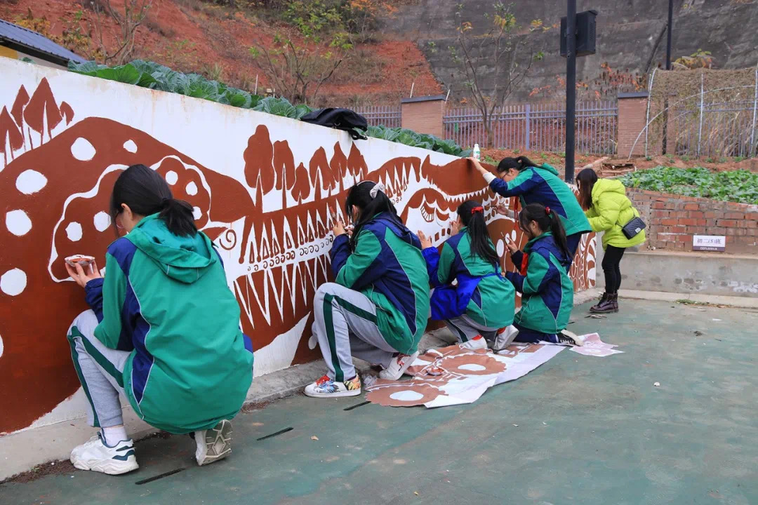 岁末年初“数说”教育，成都实外五龙山夯实基础展望新年