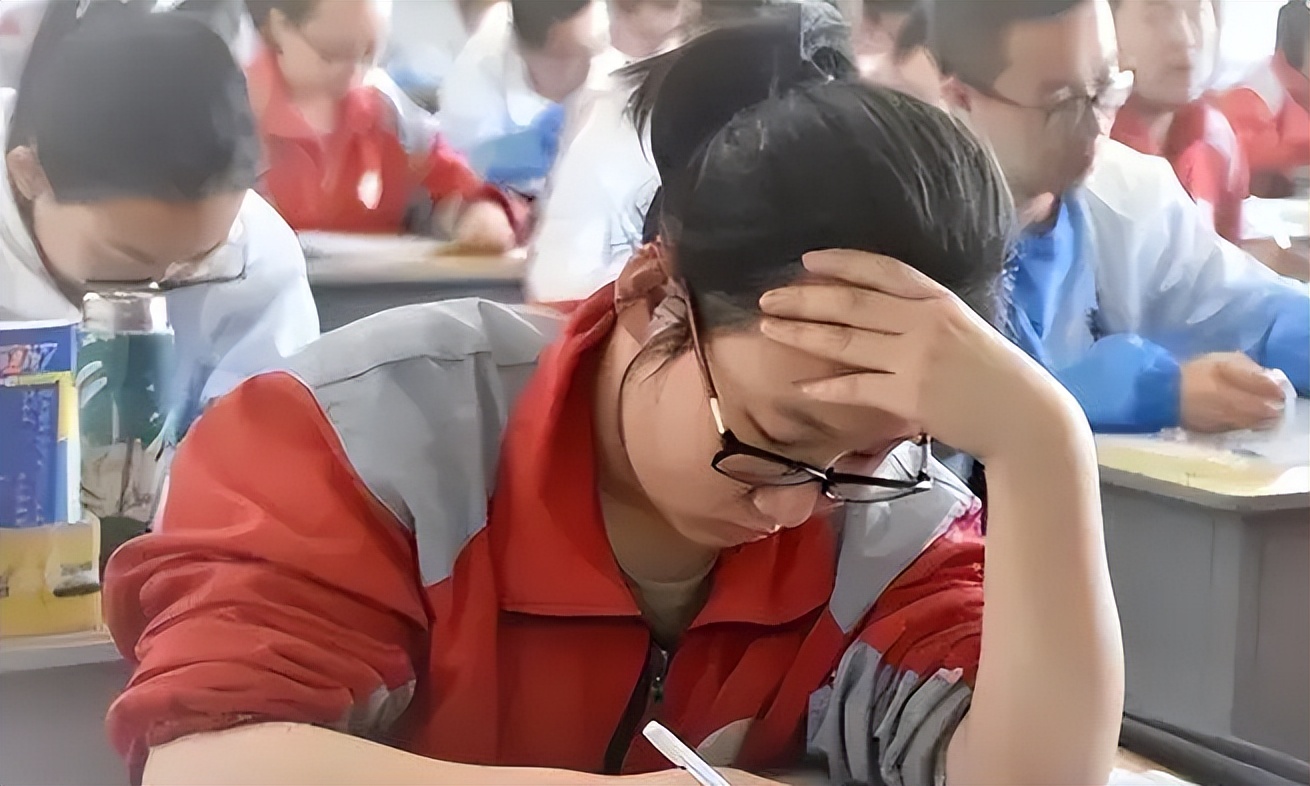 高考成绩和模拟考试成绩会差多少？985学霸给出答案，老师也认同