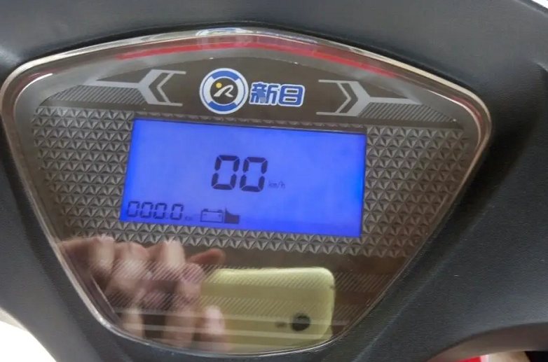 新买的电动车怎么充电，电池才更耐用？这几个方法，早知道早受益