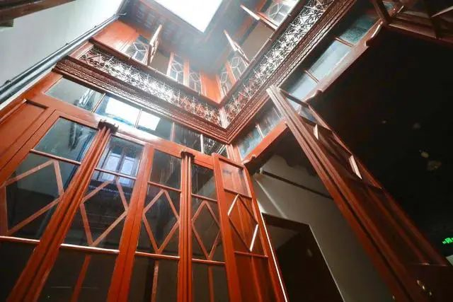 党代会密事｜“北大暑期旅行团”的秘密行程