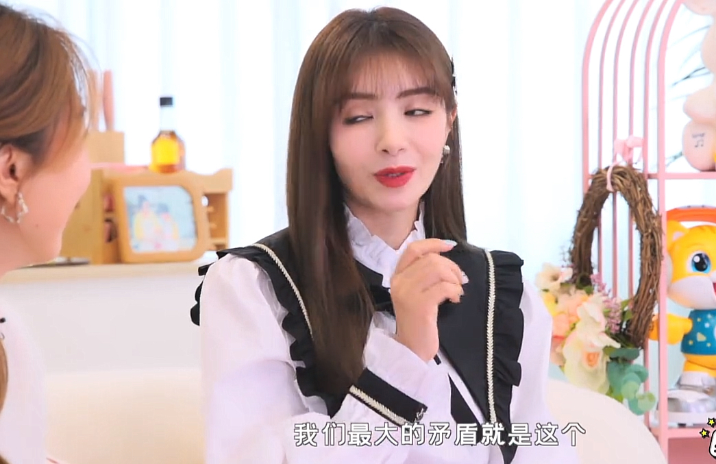 麦迪娜自曝婆媳矛盾，夏天坐月子婆婆不让开空调！哺乳期几度崩溃