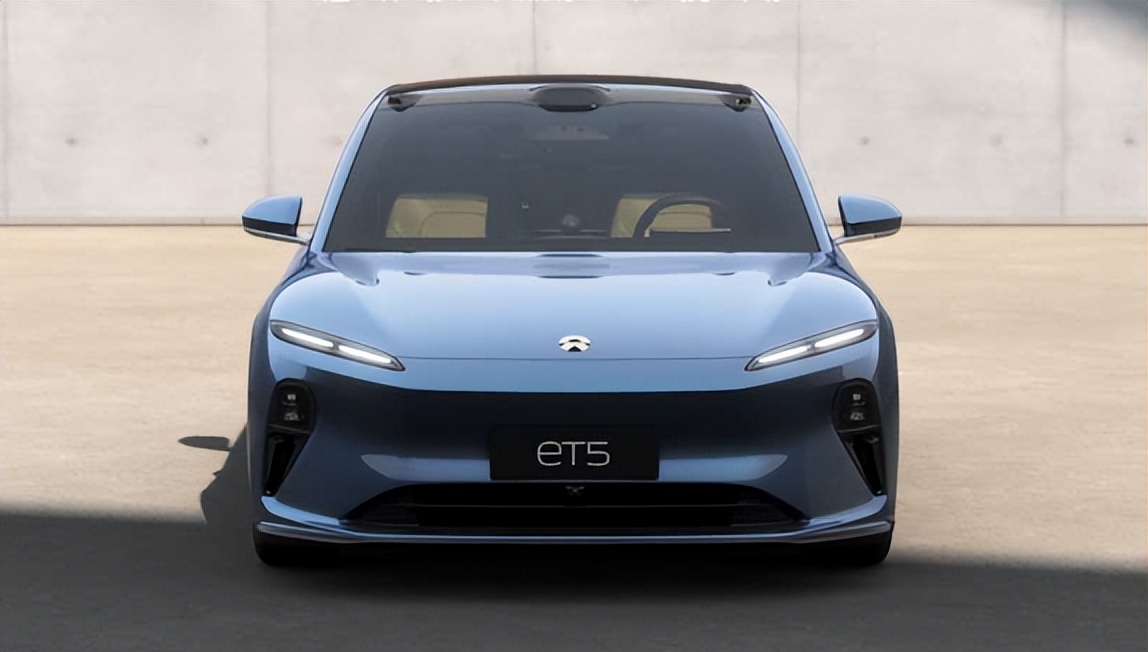 2022热门纯电轿车：比亚迪海豹、蔚来ET5和小鹏P7的选购建议