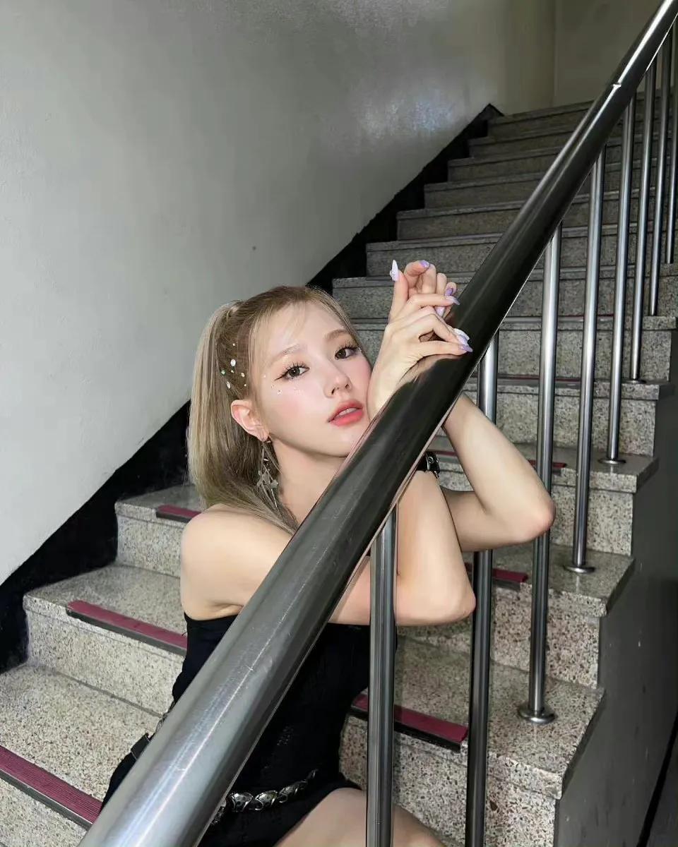 赵美延美照