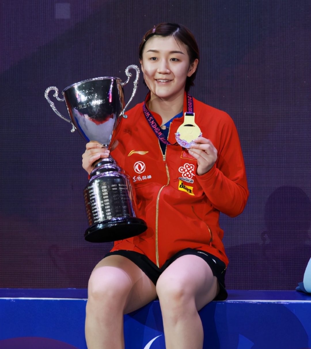 2008年女乒世界杯(女乒主力单打实力排名，邓亚萍第一，刘诗雯第四，丁宁只排第六？)