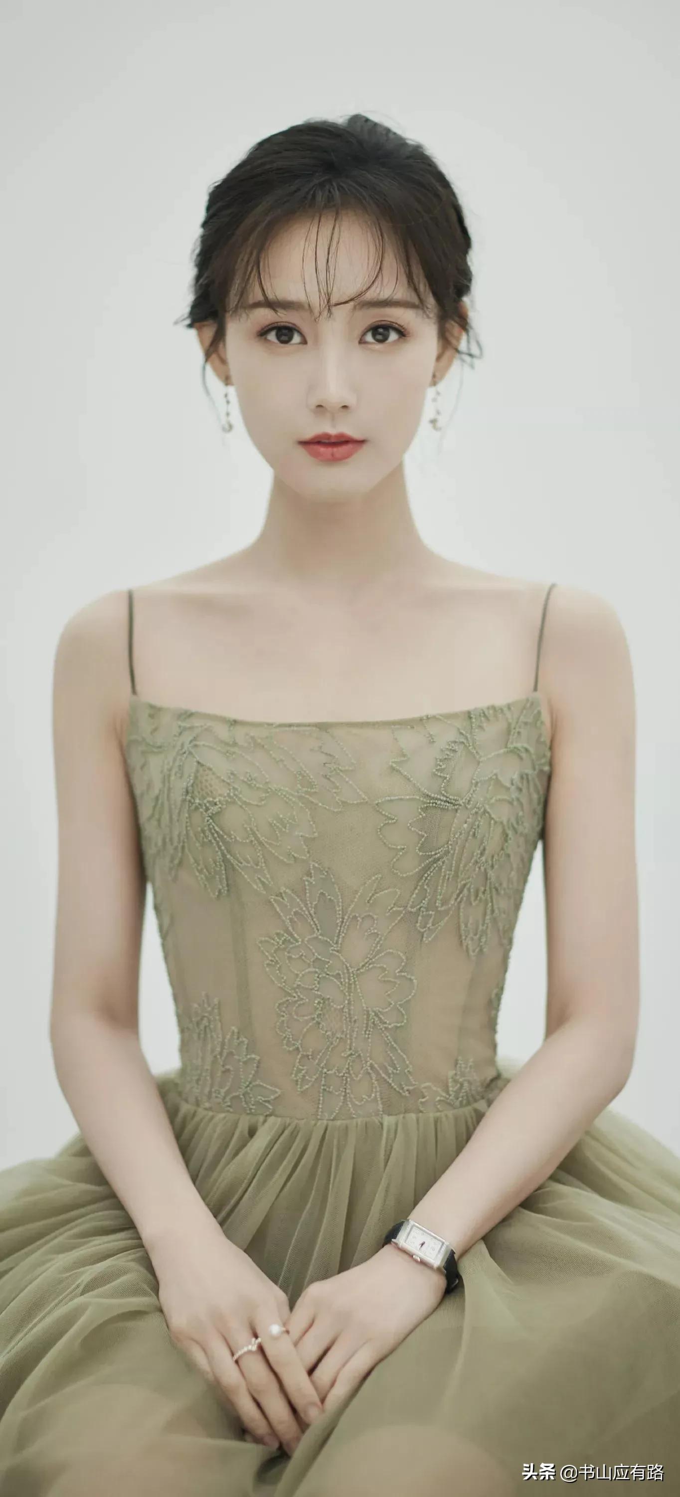 李一桐：长相甜美、清纯靓丽的90后小花旦