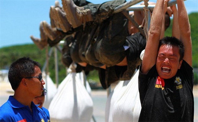 保镖训练营：每天20小时超负荷训练，练成后派到明星富豪身边