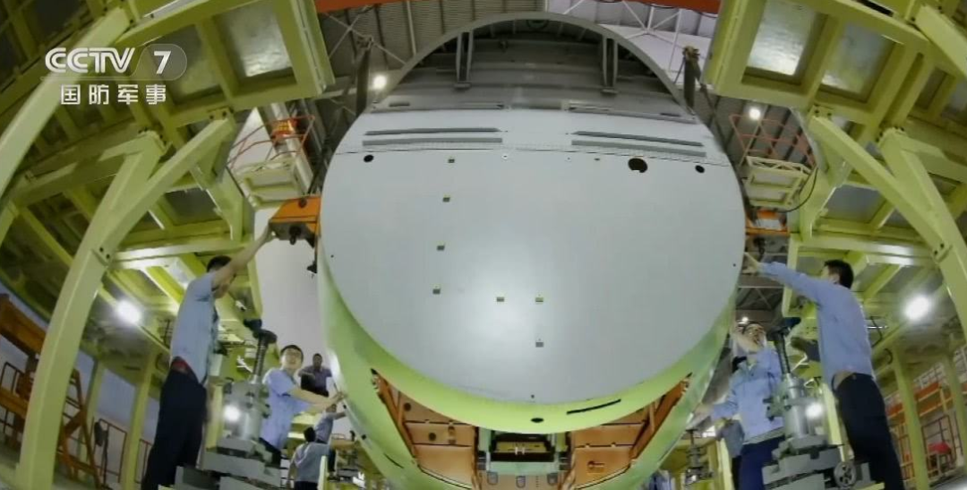 �й�����Ԥ�������������¸ߣ�Ϊ��˵�й������ǲ��ɸ��Ƶ��漣��